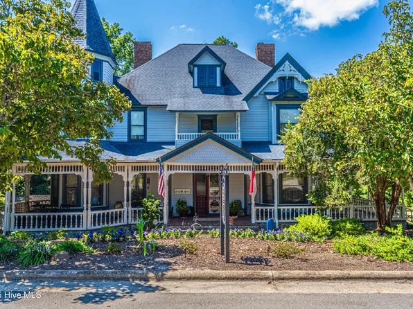 301 Mcreynolds Street, Carthage, NC 28327