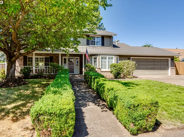 1486 Martingale St, Eugene, OR 97401