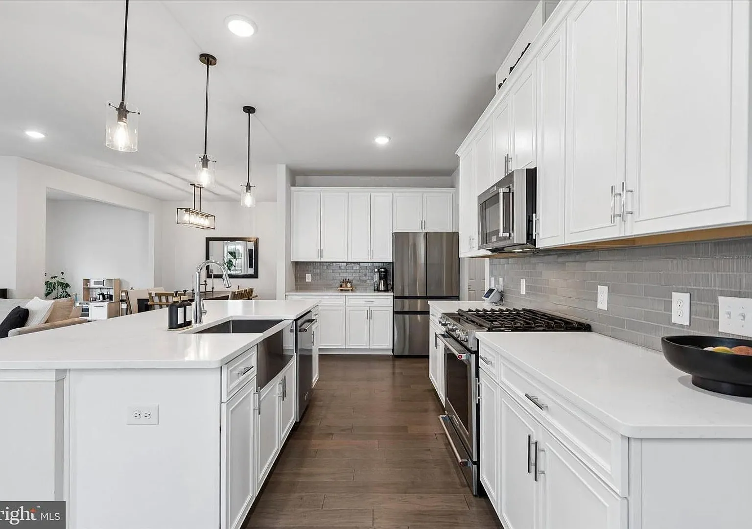 Beautiful 3-Bedroom, 3.5-Bath Home $4,500/Month — Photo 1