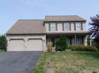 625 Apple Tree Ln, Mount Wolf, PA 17347