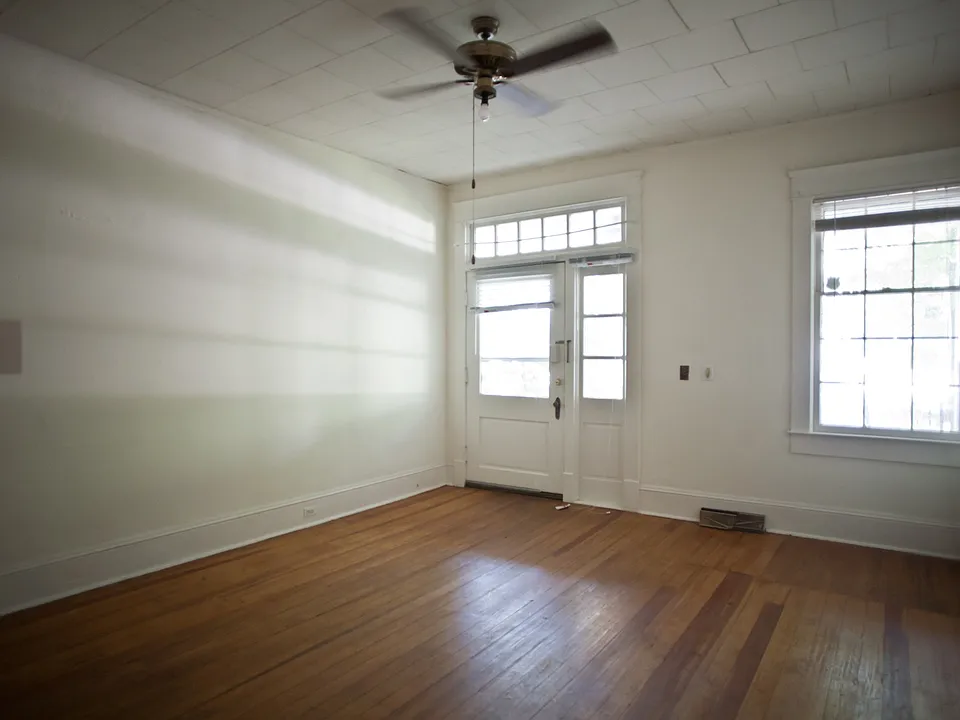 212-1B McCauley St