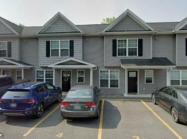 4 Surprenant Way #4, Cohoes, NY 12047
