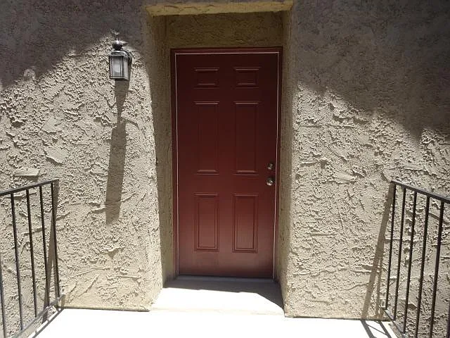 2 bed, 765 sqft, $2,500 — Photo 3