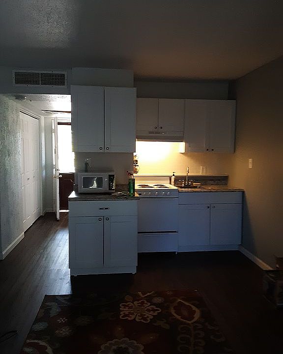 1st image of 2424 Tennis Ct APT B13