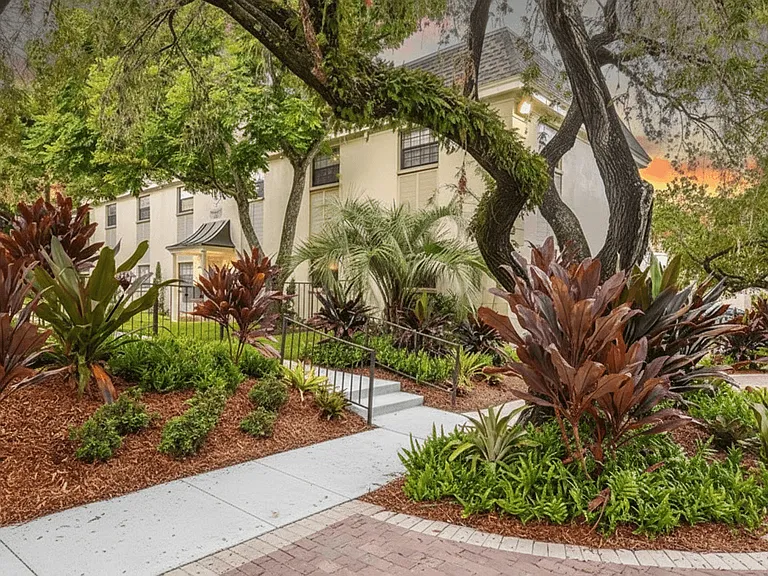 The Flats at Seminole Heights — Photo 33