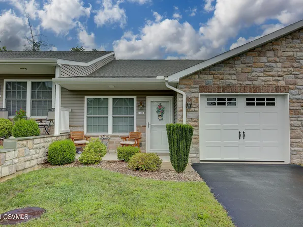 182 N Oakwood Ln, Selinsgrove, PA 17870