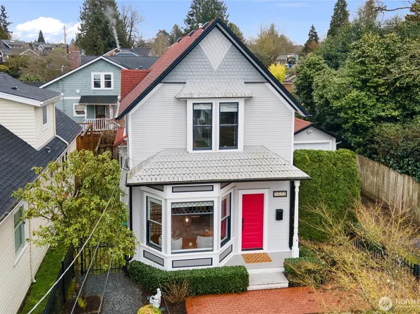 5854 McKinley Place N, Seattle, WA 98103