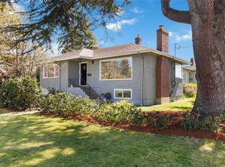 2001 Carrick St, Oak Bay, BC