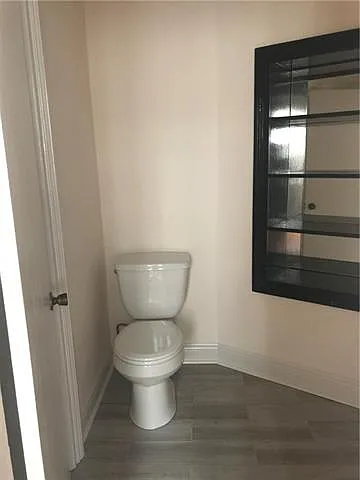 2801 Saint Charles Ave #111B — Photo 4