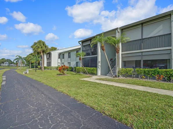 1010 Green Pine Boulevard #C2, West Palm Beach, FL 33409