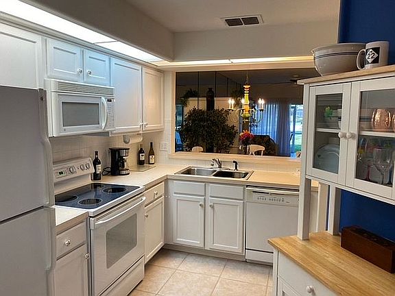 5th image of 13611 Worthington Way APT 1302