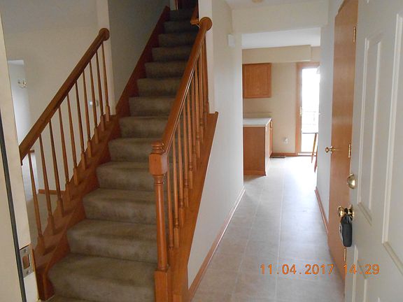 3rd image of 3240 Kingswood Dr