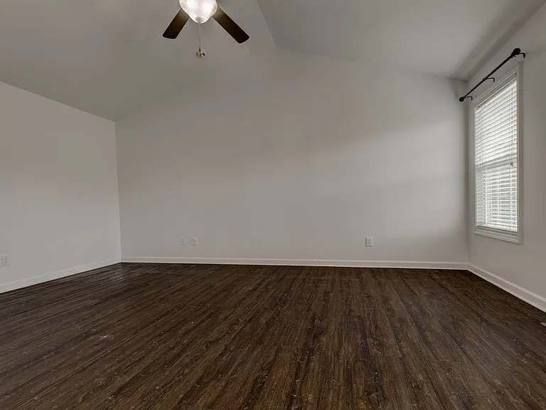 3752 Sunflower St — Photo 11
