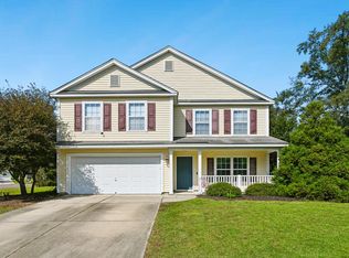 1048 Moss Grove Dr, Moncks Corner, SC 29461