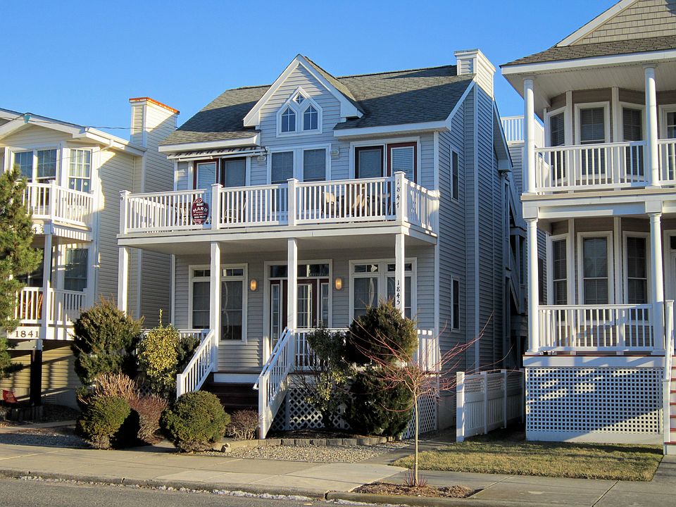 1st image of 1847 Asbury Avenue #2