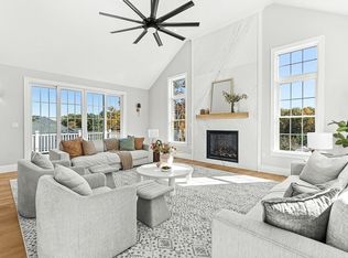 14 Liana St, Woburn, MA 01801