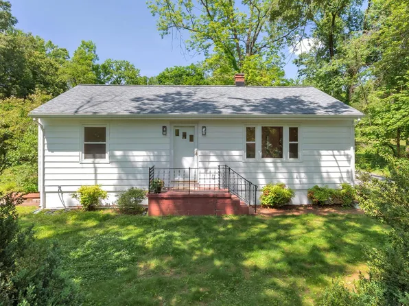 4362 Ivy Rd, Charlottesville, VA 22903
