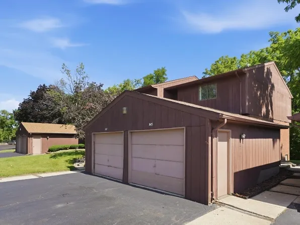 1445 Midland Ct, Joliet, IL 60436
