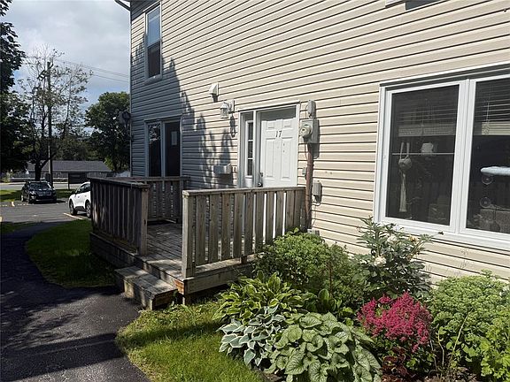 2nd image of 101 Bay Bulls Road UNIT 17