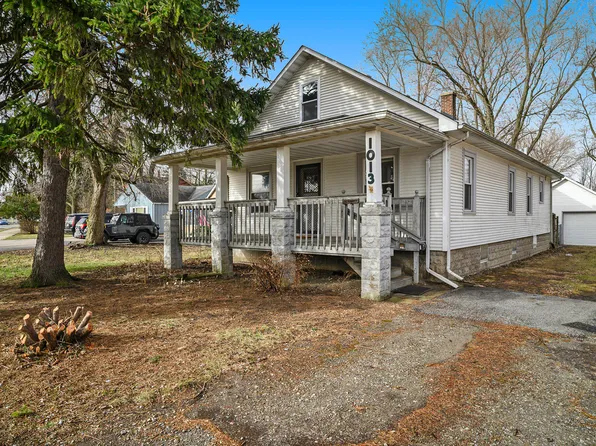 1013 Merrillville Rd, Crown Point, IN 46307