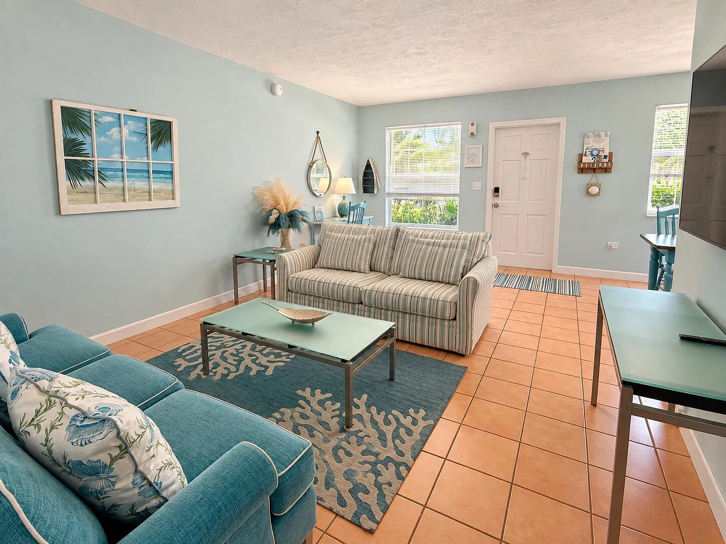 217 Saint Croix Pl — Photo 3