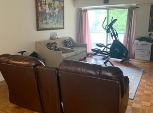 57 Broadlawn Park APT 12A, Chestnut Hill, MA 02467