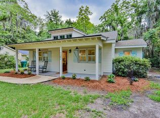 1302 Laudonniere St, Beaufort, SC 29902