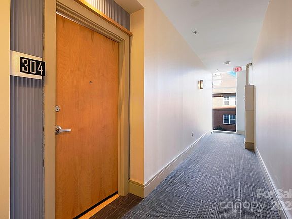 4th image of 505 E 6th St Unit 304