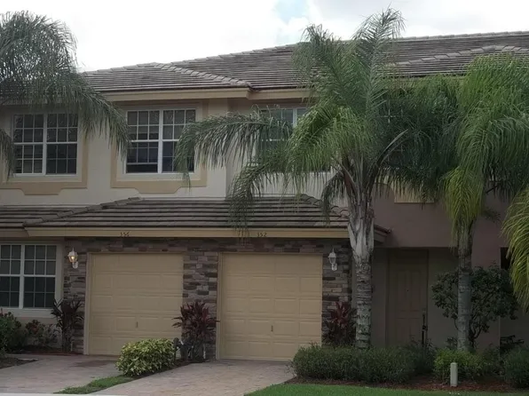 352 SE Bloxham Way, Stuart, FL 34997