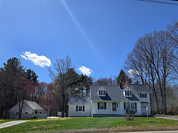 2nd image of 79 Maple Avenue