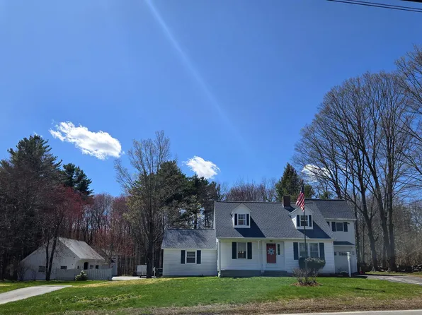 79 Maple Avenue, Atkinson, NH 03811