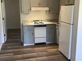 221 Sneads Ferry Rd APT 5, Sneads Ferry, NC 28460