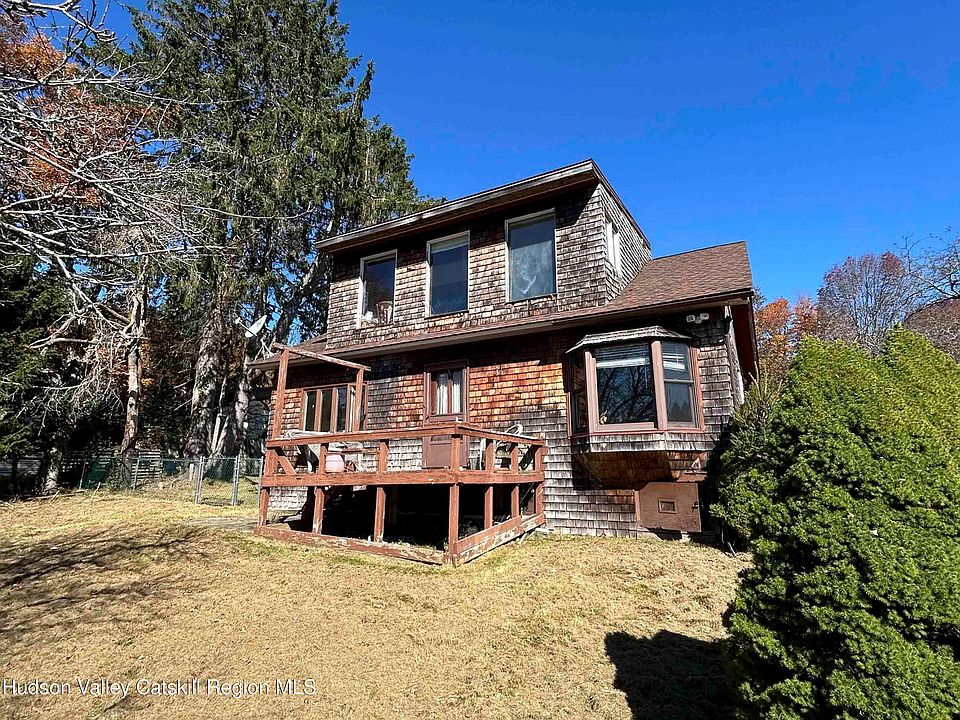 1st image of 8 Skyview Drive