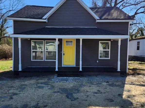 318 Washington Ave, Franklin, VA 23851