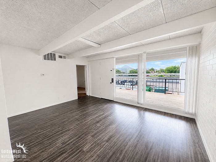 1st image of 910 E Marlette Ave APT 19