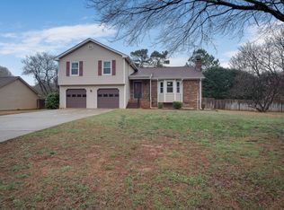 1470 Willow Bend Dr, Snellville, GA 30078