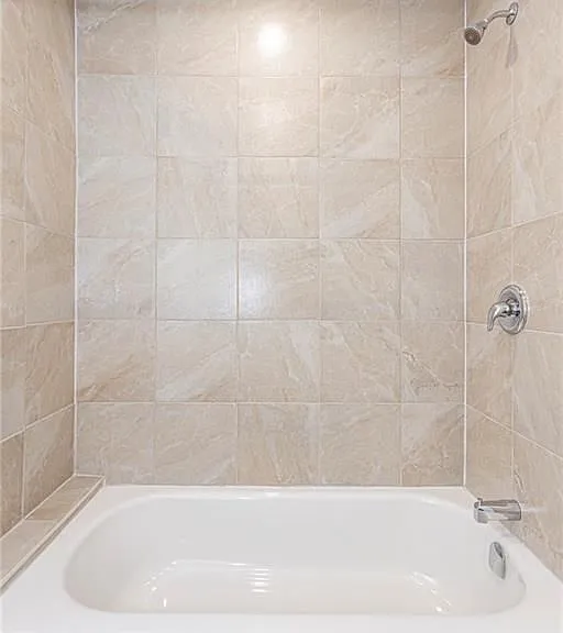 279 William St #2 — Photo 14