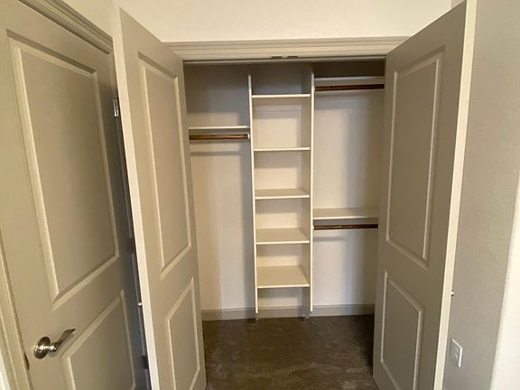 5th image of 522 Brecken Ct #B