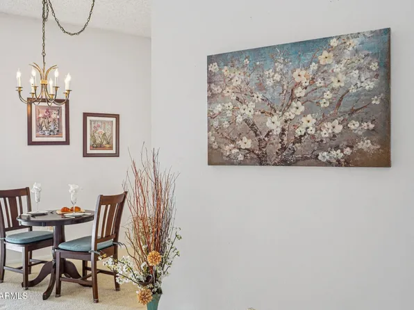 10557 W OCOTILLO Drive, Sun City, AZ 85373