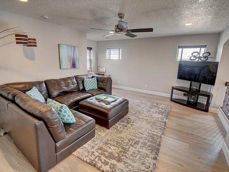 2815 Abeto Ln SE — Photo 15