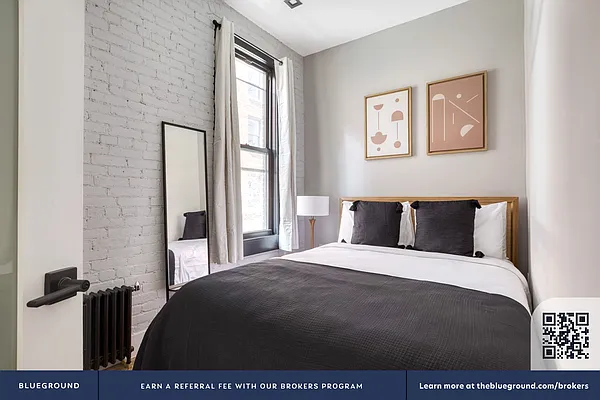 Rented by The Blueground | media 9