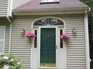 202 Edge Hill Rd, Sharon, MA 02067