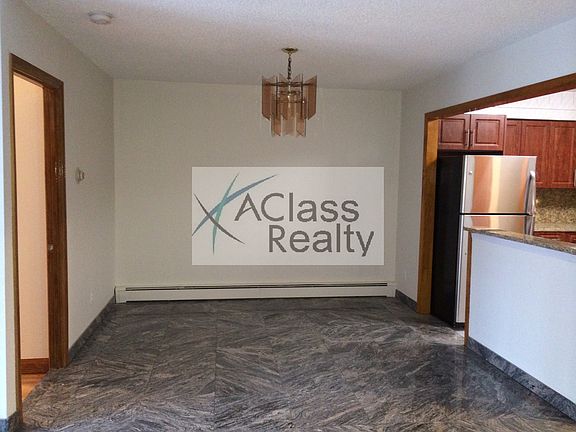 5th image of 3232 36th St #3