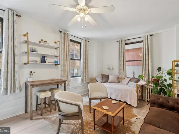 1324 Locust St APT 326, Philadelphia, PA 19107