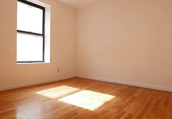 4th image of 311 W 95th St APT 3B