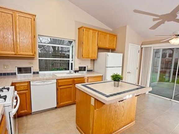 Kitchen Breakfast Nook