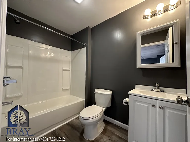 733 E Sullivan St — Photo 8