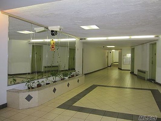 2nd image of 14035 Beech Ave APT 6A