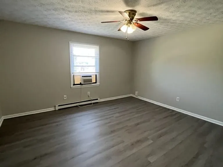 314 Walters Ln — Photo 11