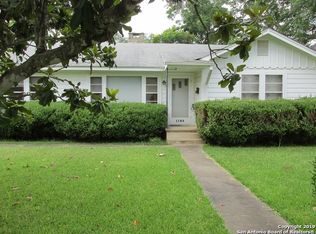 1152 29th St, Hondo, TX 78861